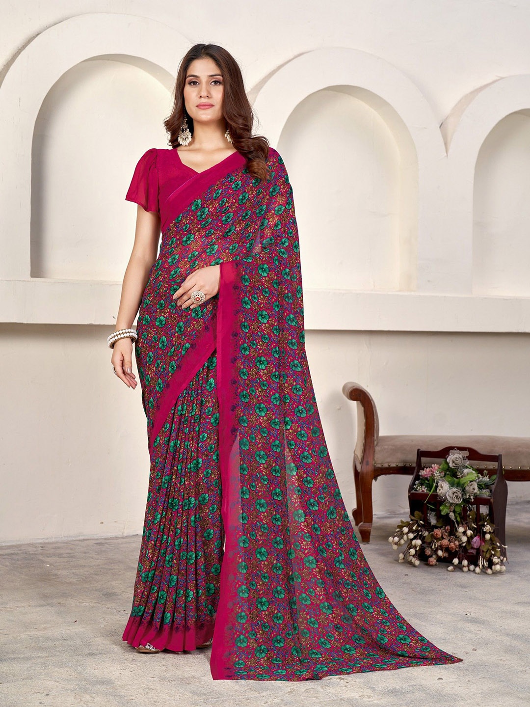 

VARNI FABRICS Floral Pure Georgette Saree, Magenta
