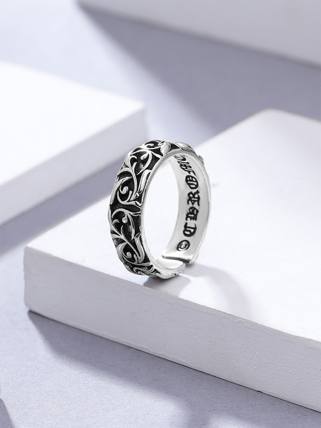 

Yellow Chimes Men Silver Plated Vintage Totem Pattern Leaf Shaped Band Style Finger Ring