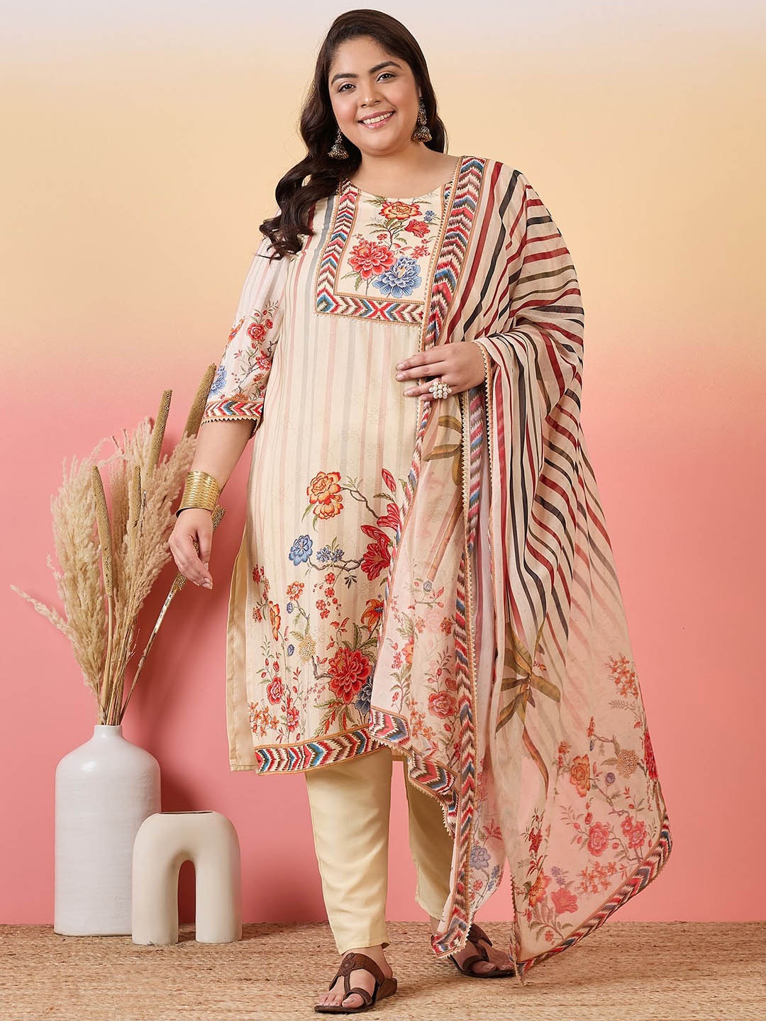 

Sztori Women Floral Yoke Design Regular Kurta with Trousers & With Dupatta, Cream