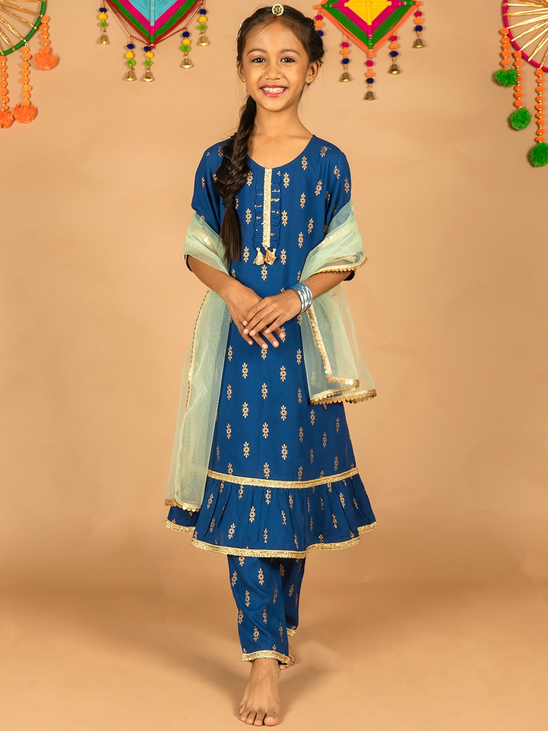 

KASYA Girls Ethnic Motifs Printed Kurta with Trousers & Dupatta, Navy blue