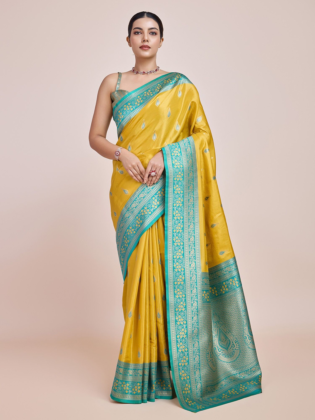 

MONJOLIKA FASHION Woven Design Zari Tissue Banarasi Saree, Yellow