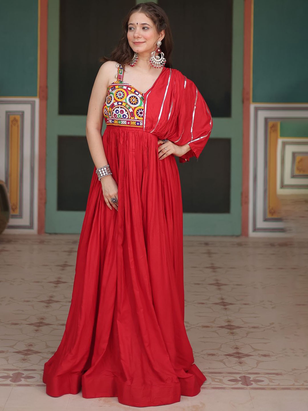 

KALINI Women Embroidered Thread Work Kurta, Maroon