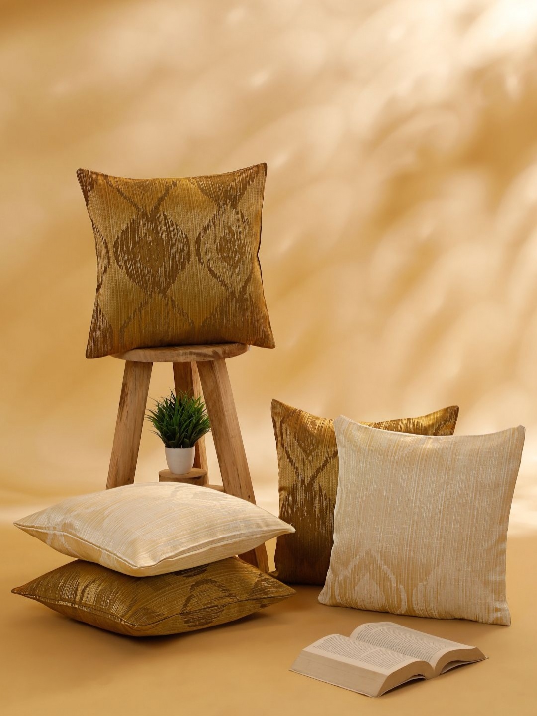 

ROSARA HOME Brown & Beige 5 Pieces Self Design Square Cushion Covers