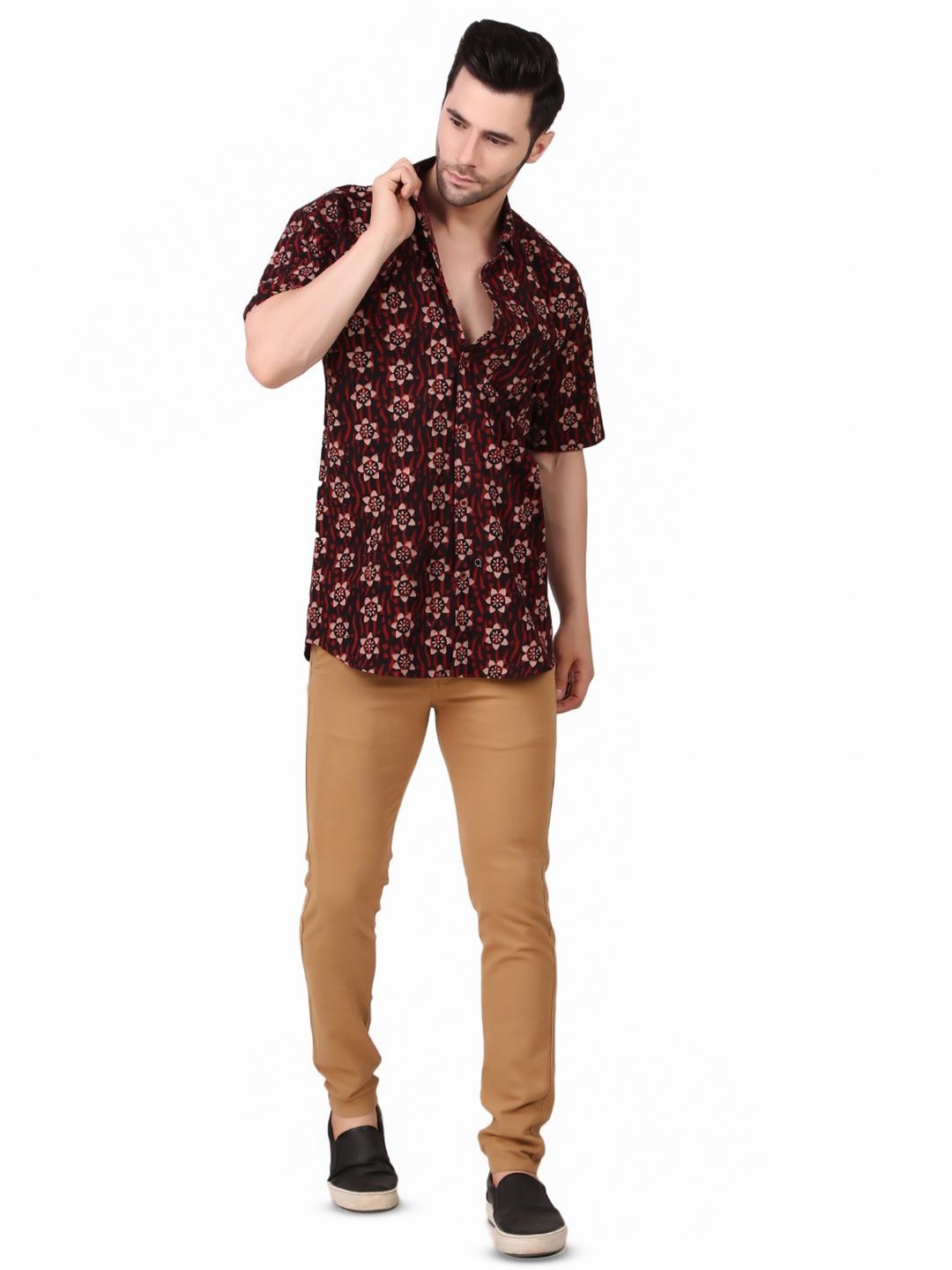 

MOSHI Men Comfort Opaque Printed Casual Shirt, Black