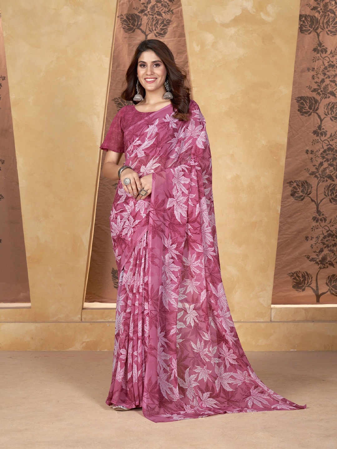 

VARNI FABRICS Floral Pure Georgette Saree, Pink