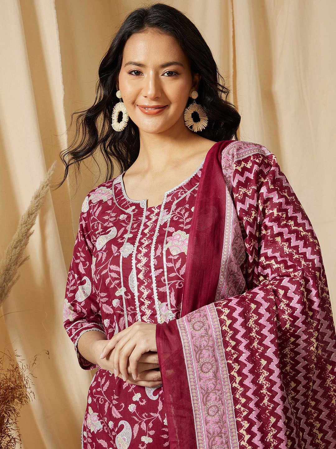 

Ginni Arora Label Floral Printed Pure Cotton Straight Kurta With Trousers & Dupatta, Magenta