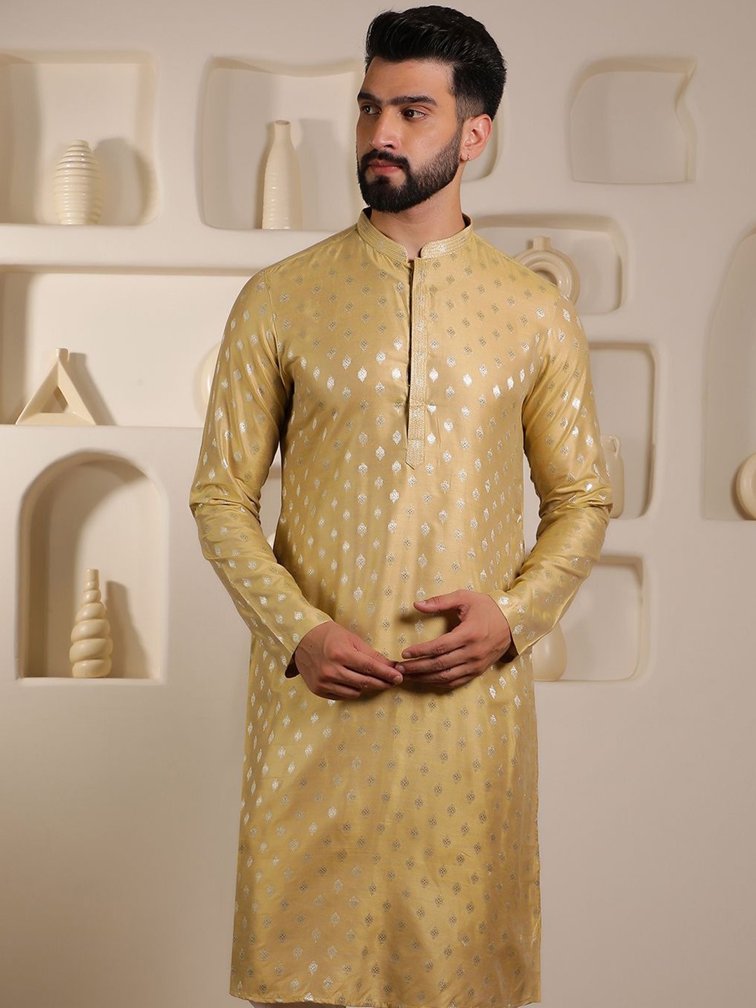 

Anouk Men Jacquard Kurta, Cream
