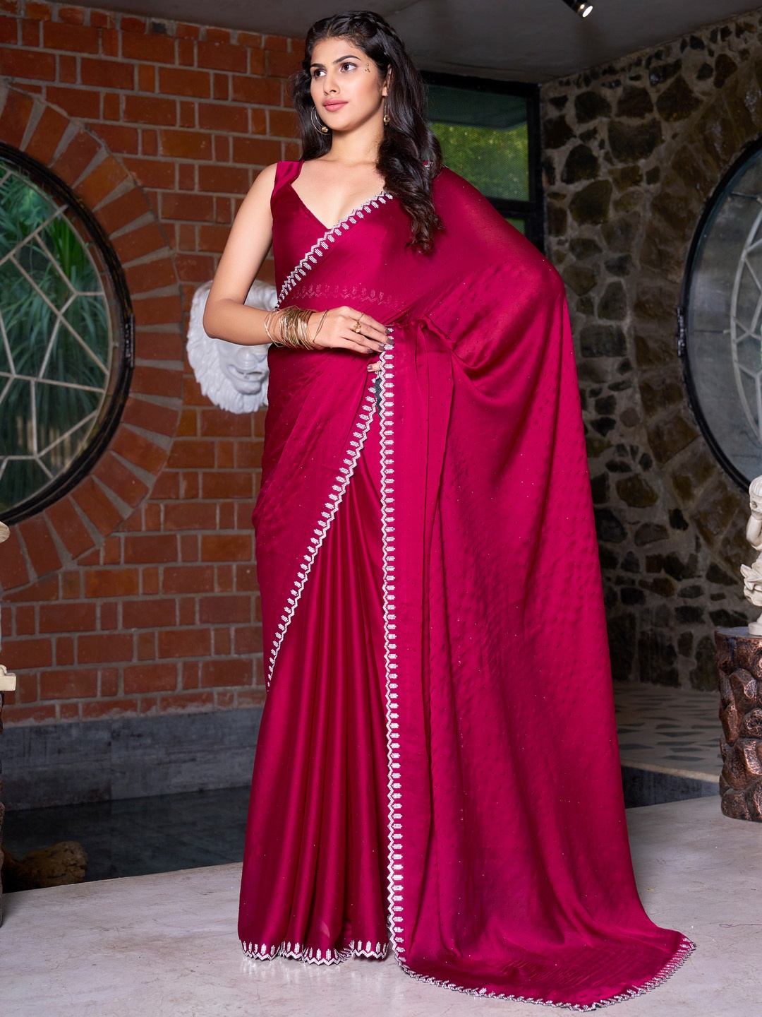 

Saree mall Embellished Beads and Stones Pure Chiffon Saree, Pink