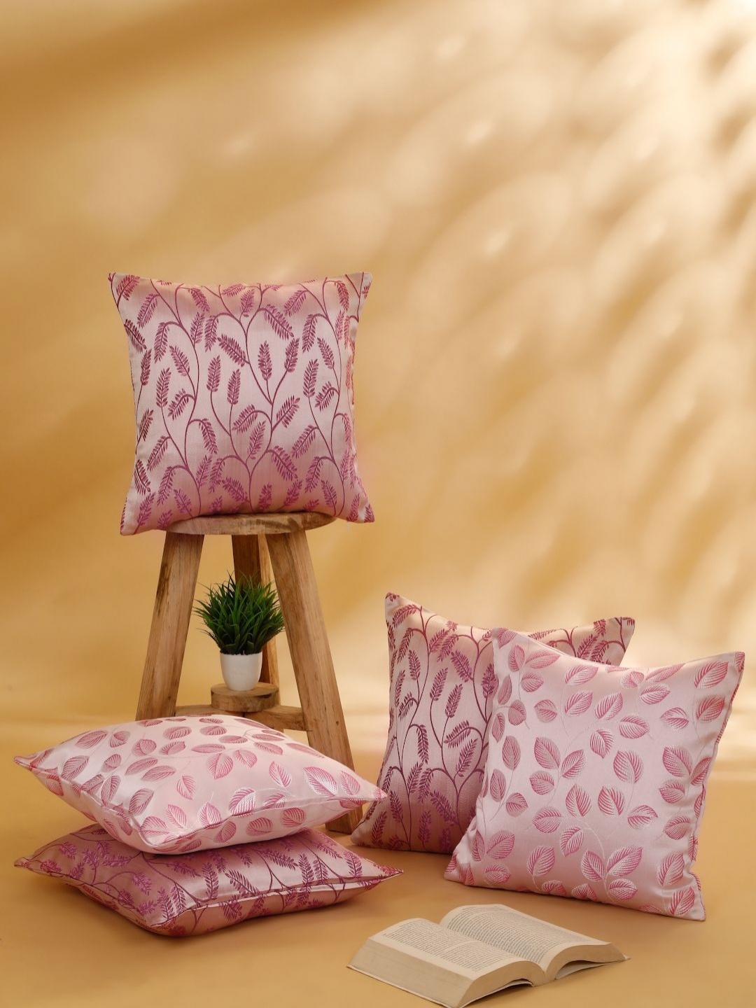 

ROSARA HOME Cream & Pink 5 Pieces Floral Square Cushion Covers