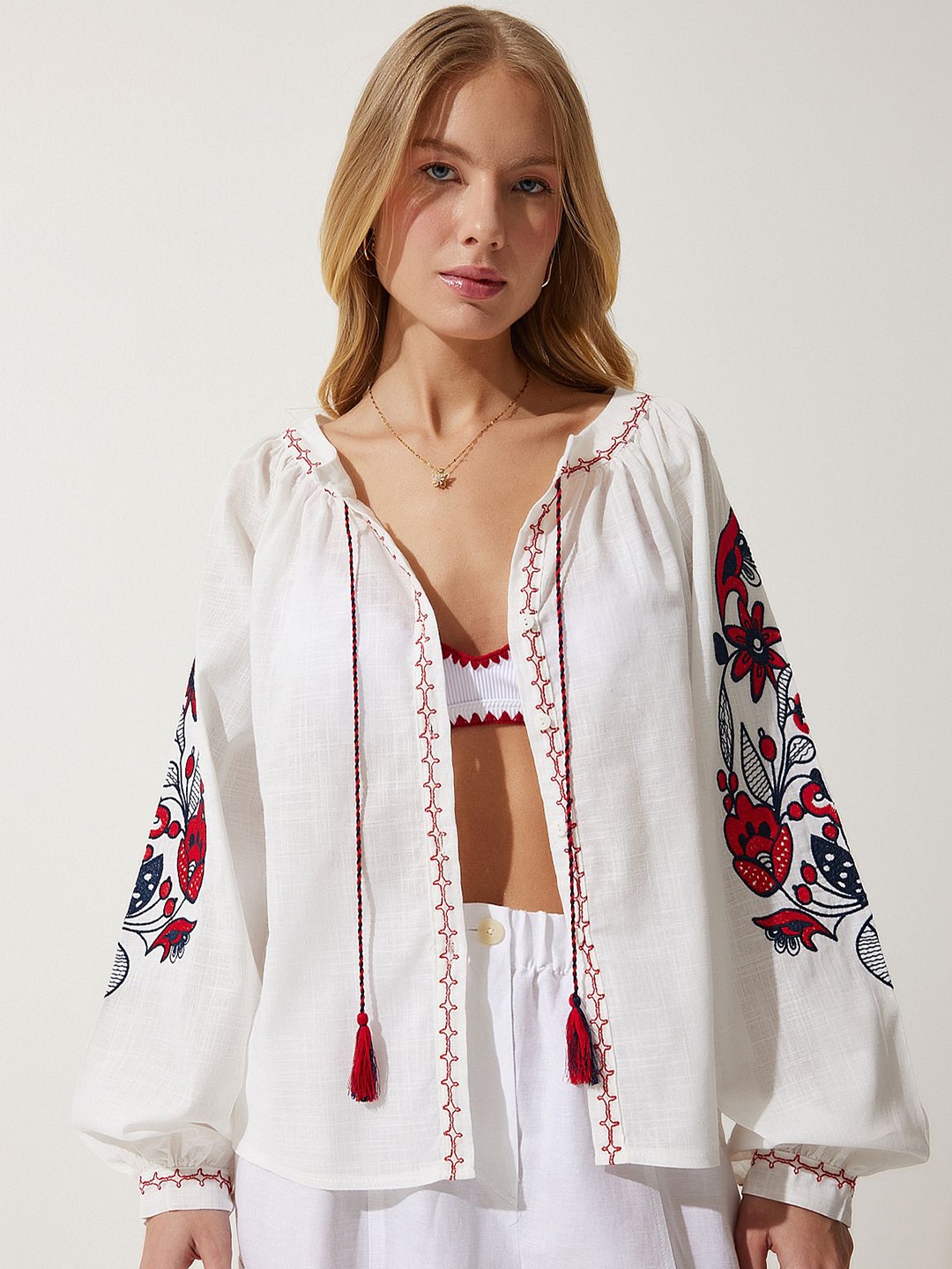 

Happiness istanbul Tie-Up Neck Top, Na
