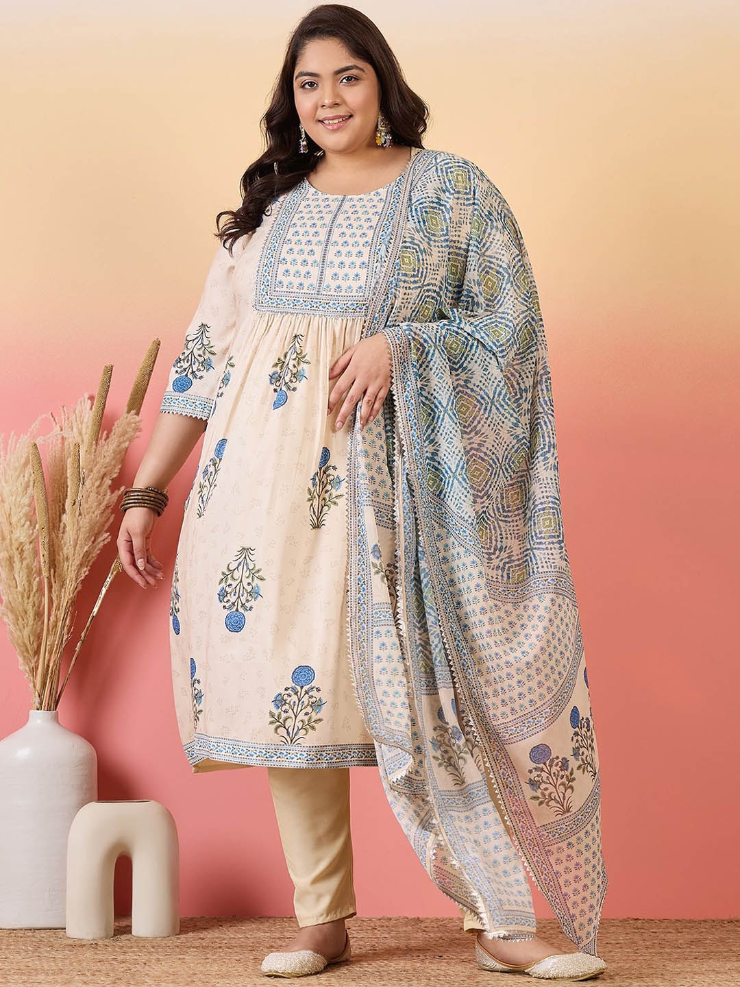 

Sztori Women Floral Yoke Design Regular Kurta with Trousers & With Dupatta, Cream