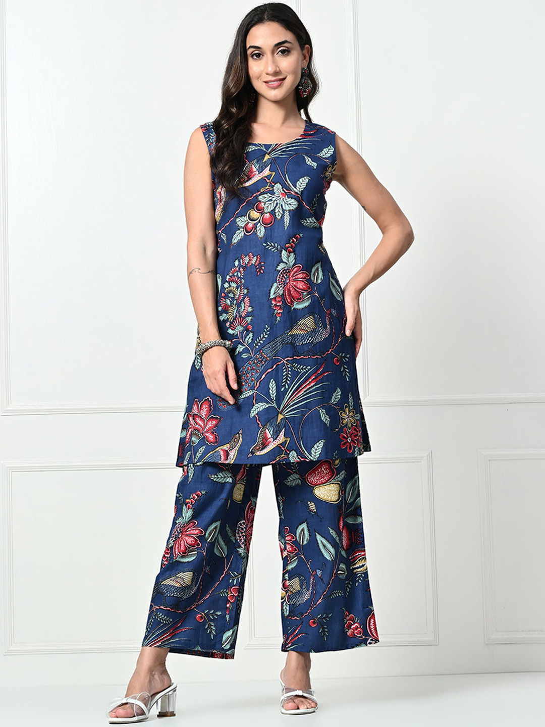 

Laado - Pamper Yourself Floral Printed Pure Cotton Kurta with Palazzos, Blue
