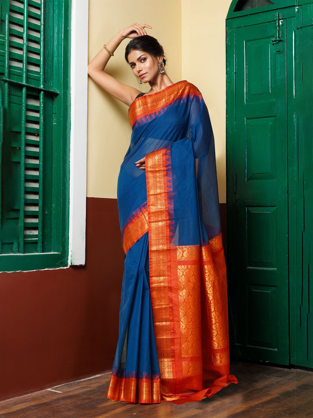 

Unnati Silks Zari Pure Cotton Handloom Gadwal Saree, Blue