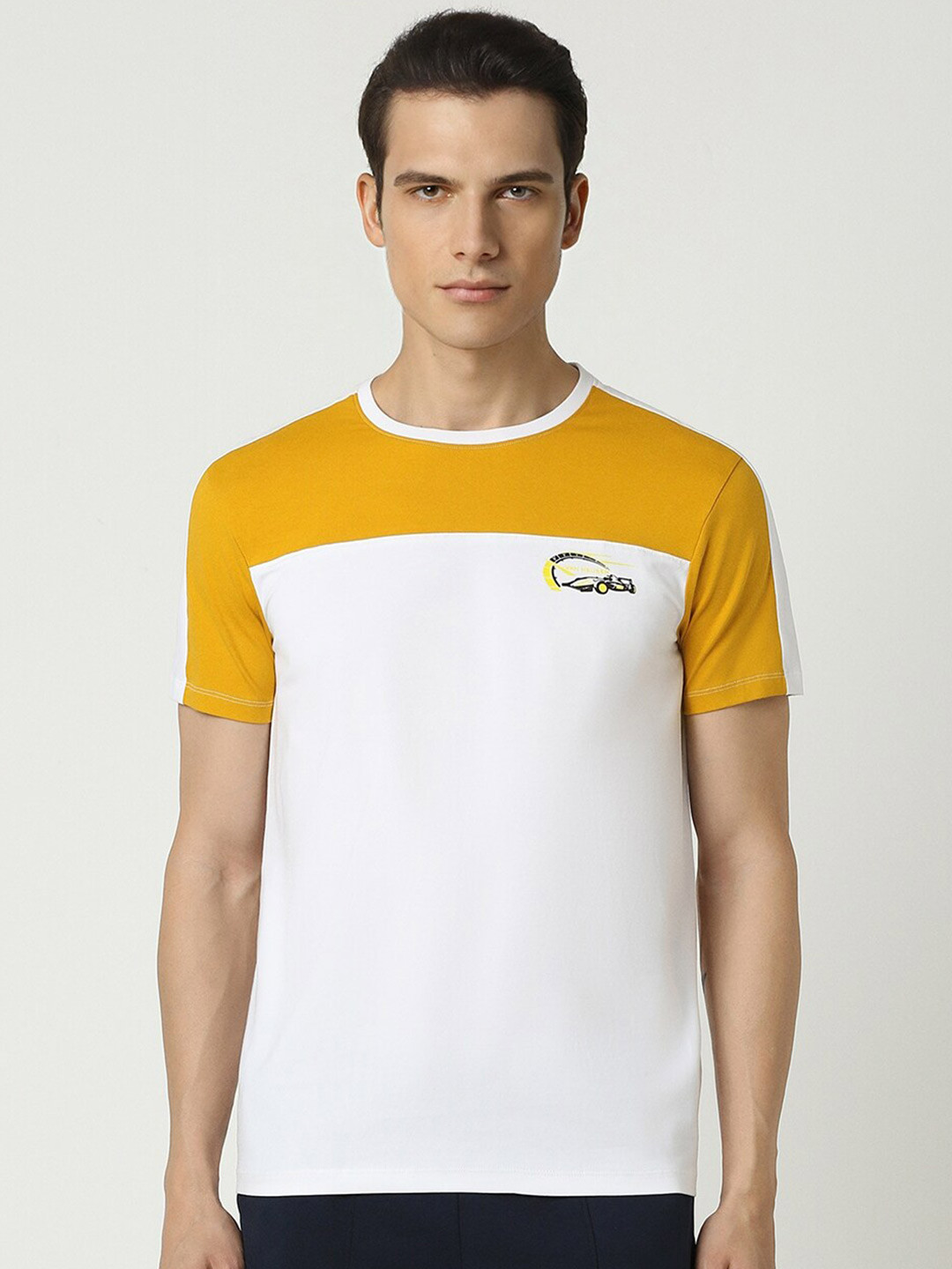 

Van Heusen Men Applique T-shirt, White