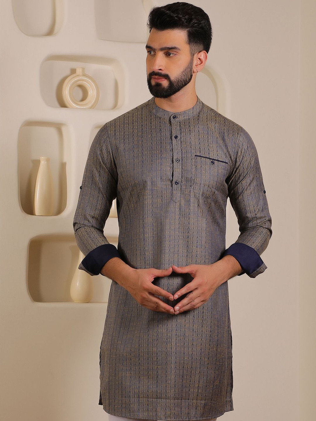 

Anouk Men Jacquard Kurta, Navy blue