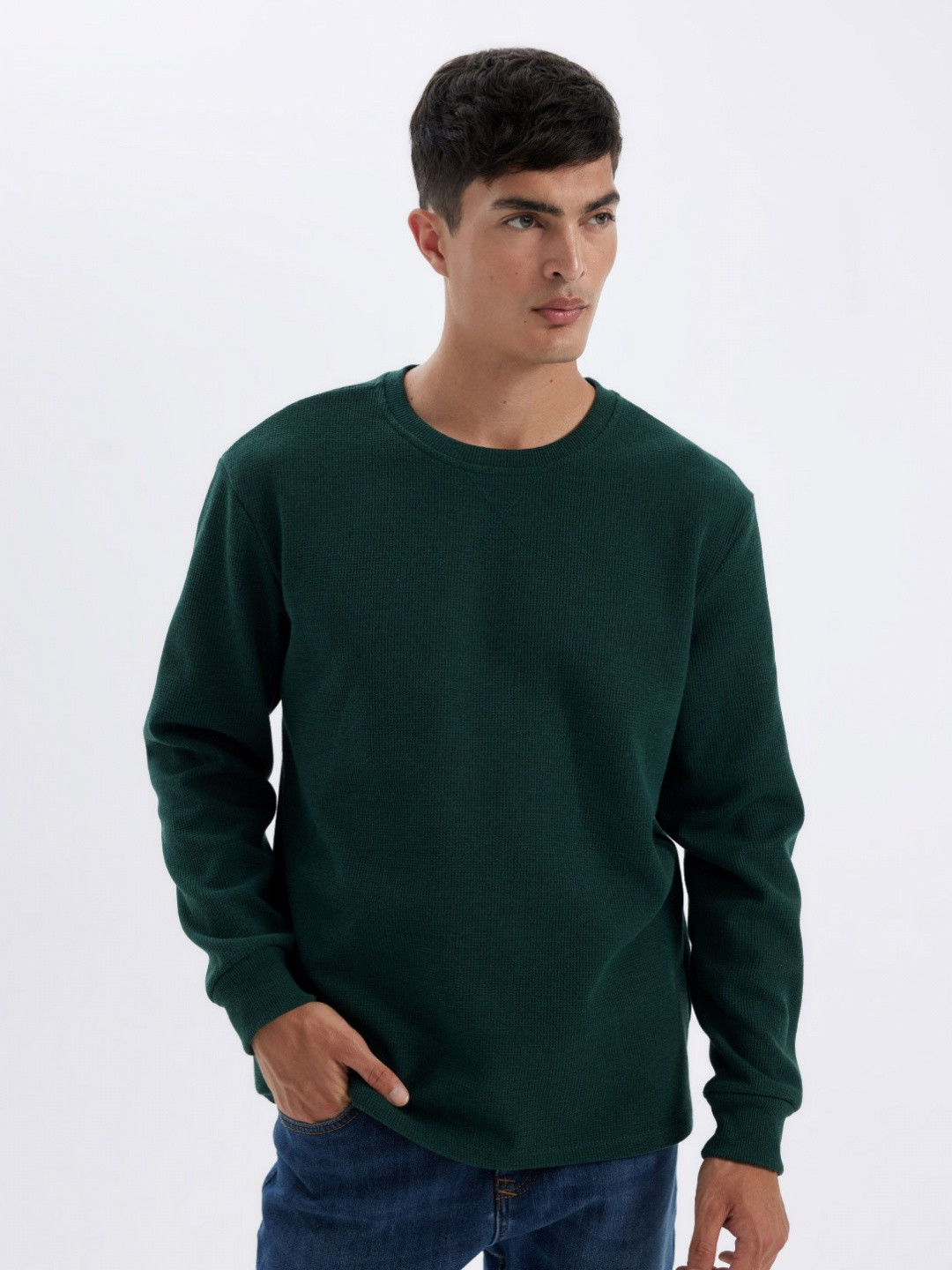 

DeFacto Men Raw Edge T-shirt, Na
