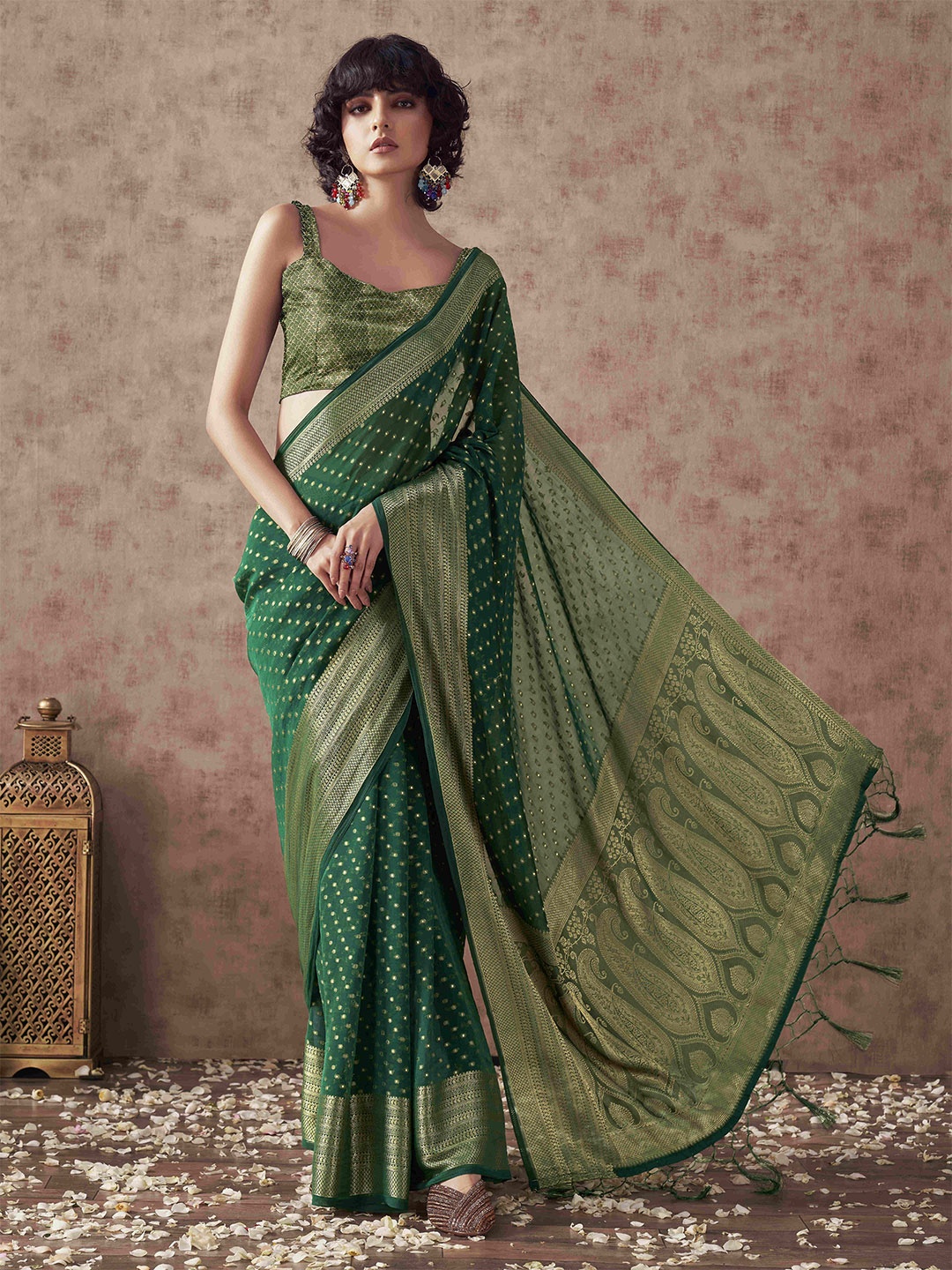 

Tikhi Imli Woven Design Zari Saree, Green