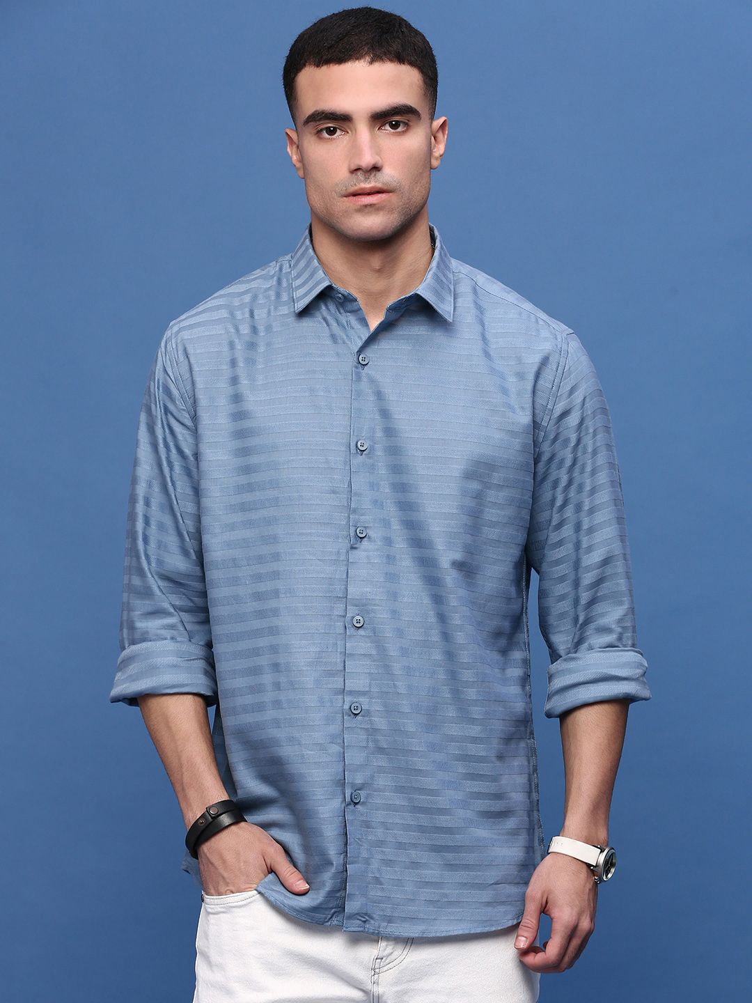 

SHOWOFF Men Standard Slim Fit Horizontal Stripes Opaque Striped Casual Shirt, Blue