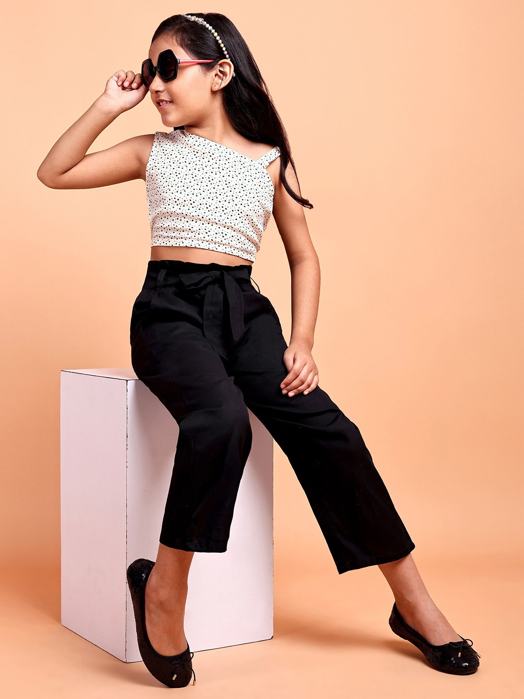

YK Girls Printed One Shoulder Top With Trousers, White
