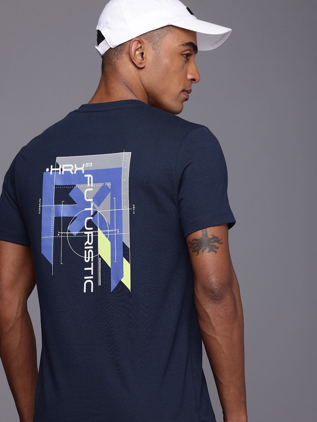 

HRX by Hrithik Roshan Geometric Printed T-shirt, Navy blue