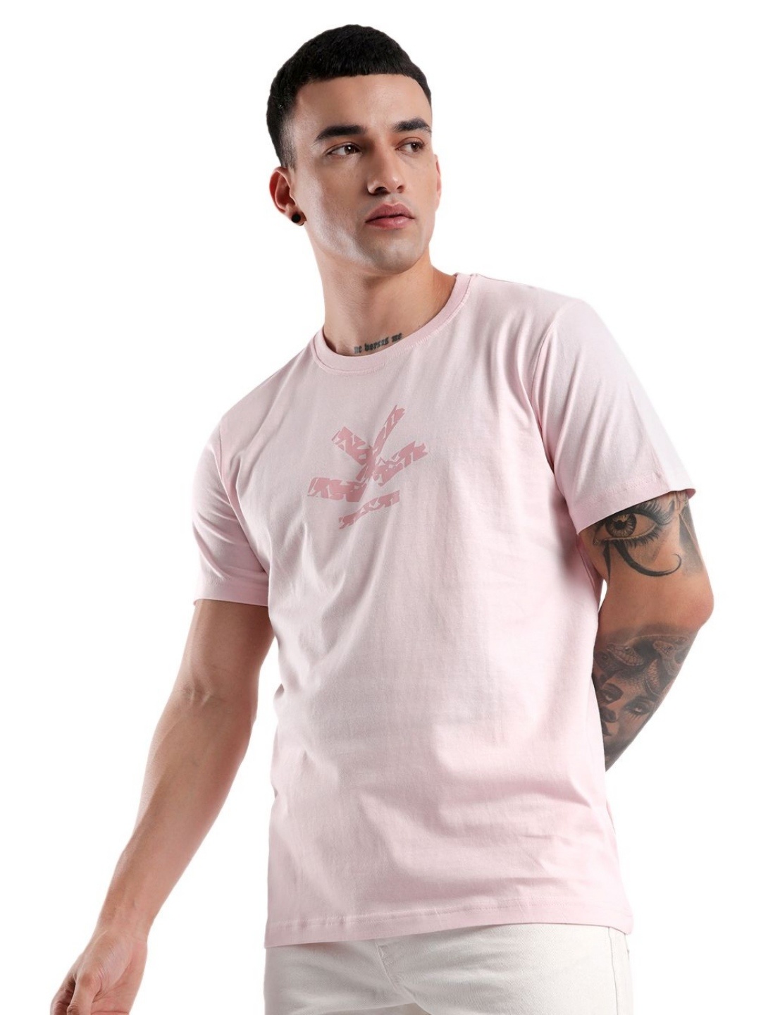 

WROGN Men Solid Round Neck Cotton Slim Fit T-Shirt, Pink