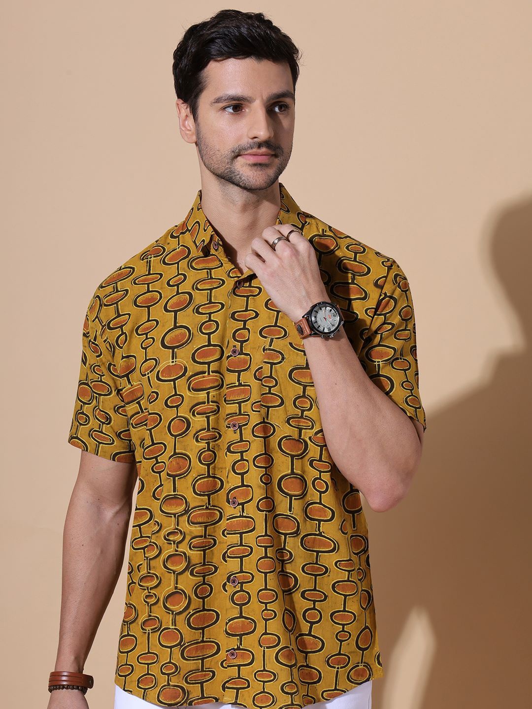 

MOSHI Men Comfort Opaque Printed Casual Shirt, Mustard