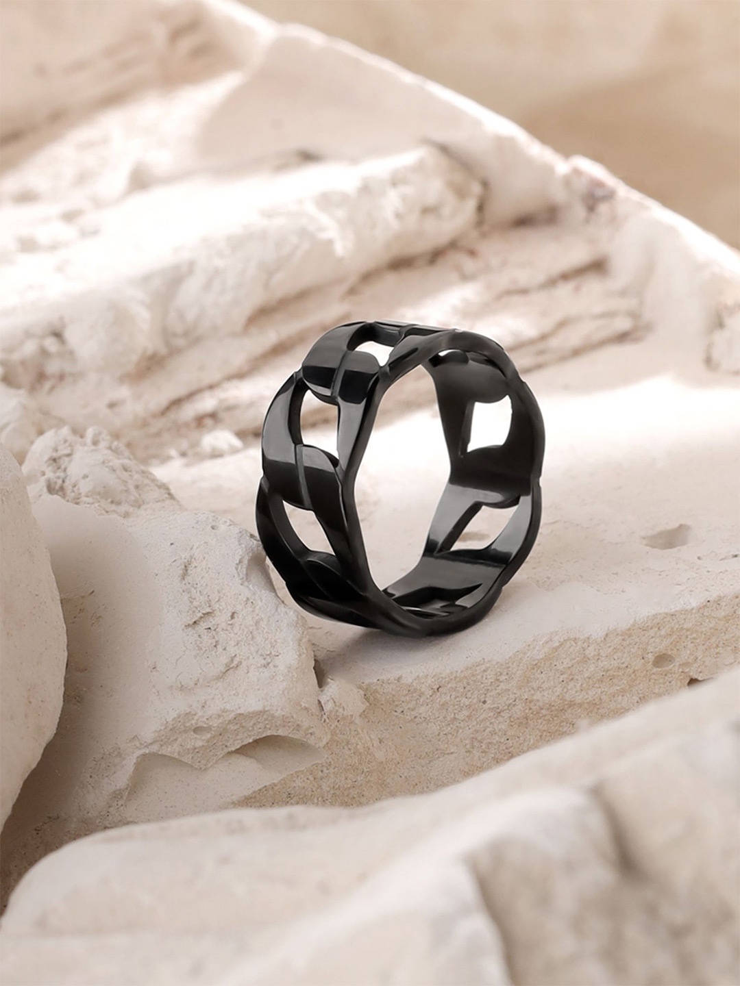 

Yellow Chimes Men Stainless Steel Link Chain Band Style Finger Ring, Black