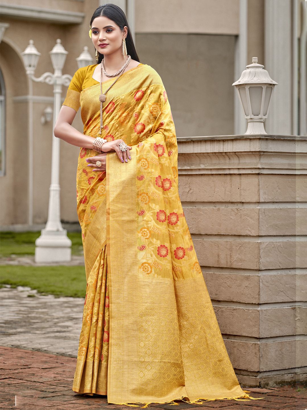 

Ishin Woven Design Zari Organza Saree, Yellow