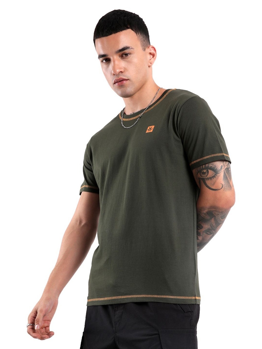 

WROGN Men Solid Round Neck Cotton Slim Fit T-Shirt, Olive