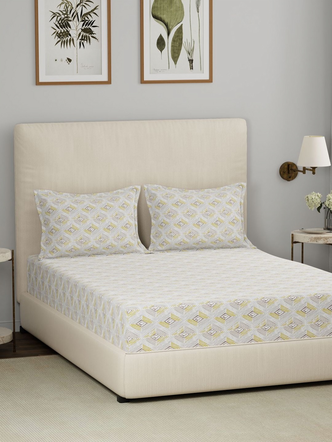 

MASPAR Eclectic Garden Yellow Printed 144TC Cotton Queen Fitted Bedsheet & 2 Pillow Covers