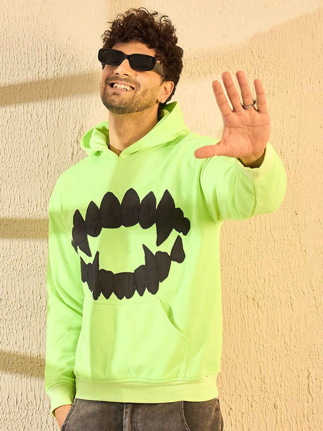 

FUGAZEE Men Embroidered Hooded Sweatshirt, Fluorescent green