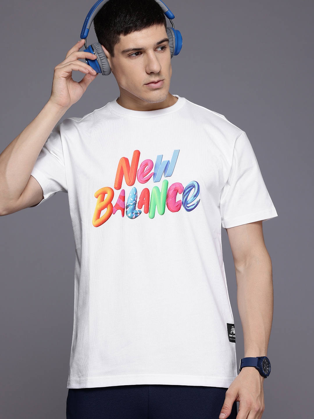 

New Balance Brand Logo Drop-Shoulder Sleeves Pure Cotton Relaxed T-shirt, White