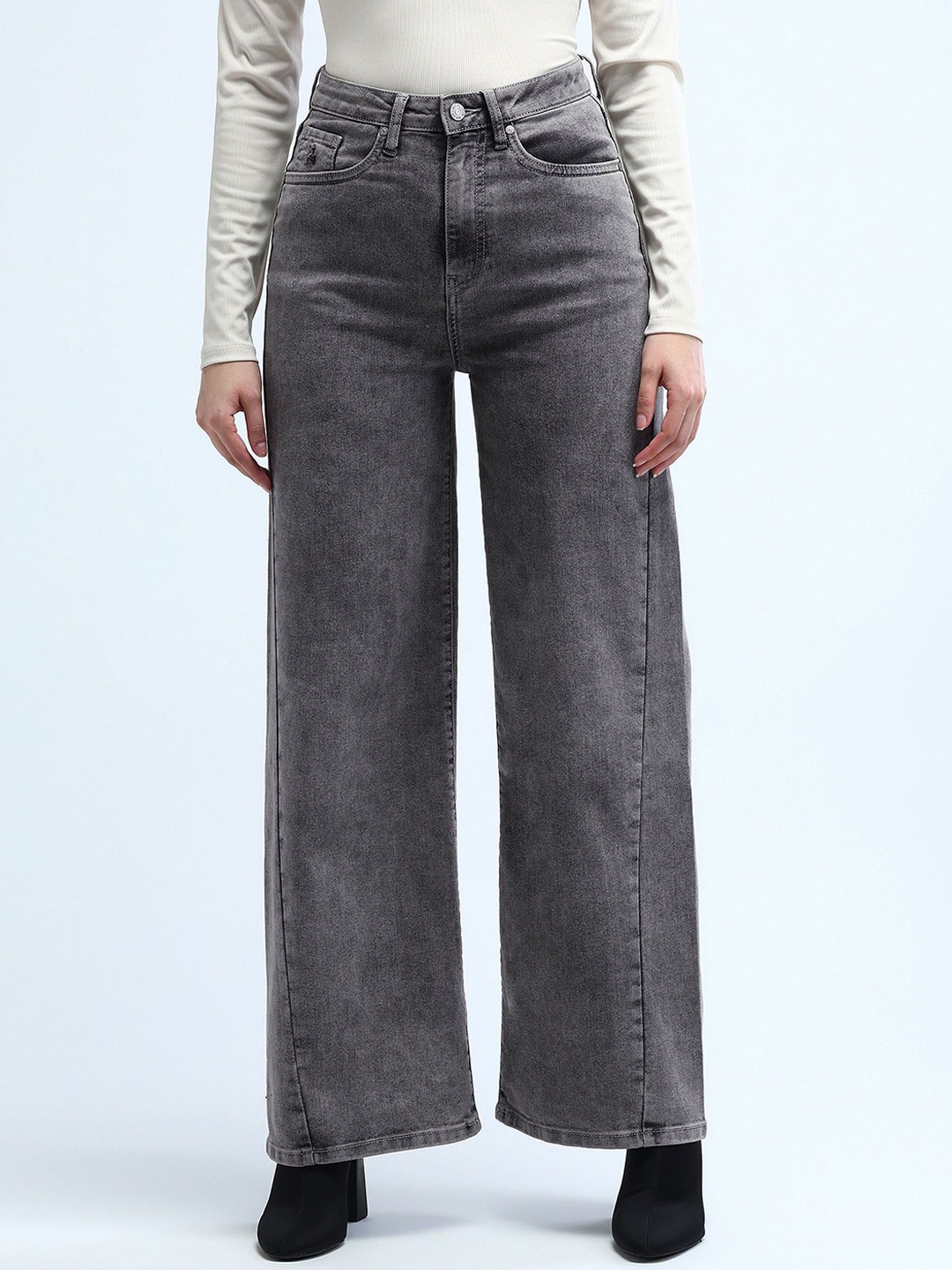 

U.S. Polo Assn. Women Women Flared High-Rise Light Fade Stretchable Jeans, Grey