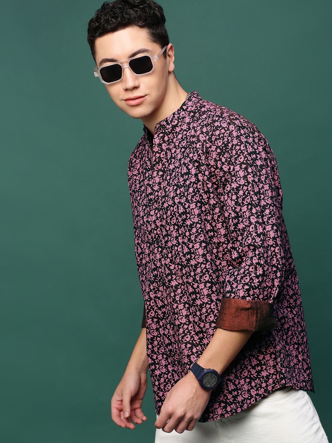 

SHOWOFF Men Standard Slim Fit Floral Opaque Printed Casual Shirt, Maroon