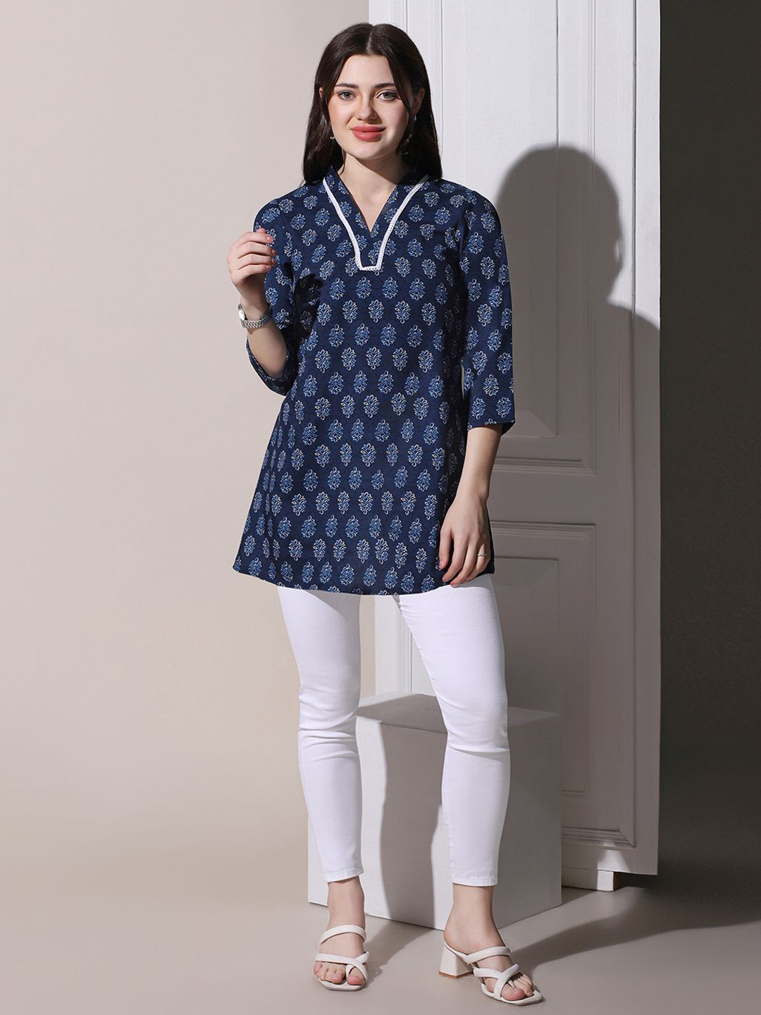 

BAESD Floral Print Cotton Top, Navy blue