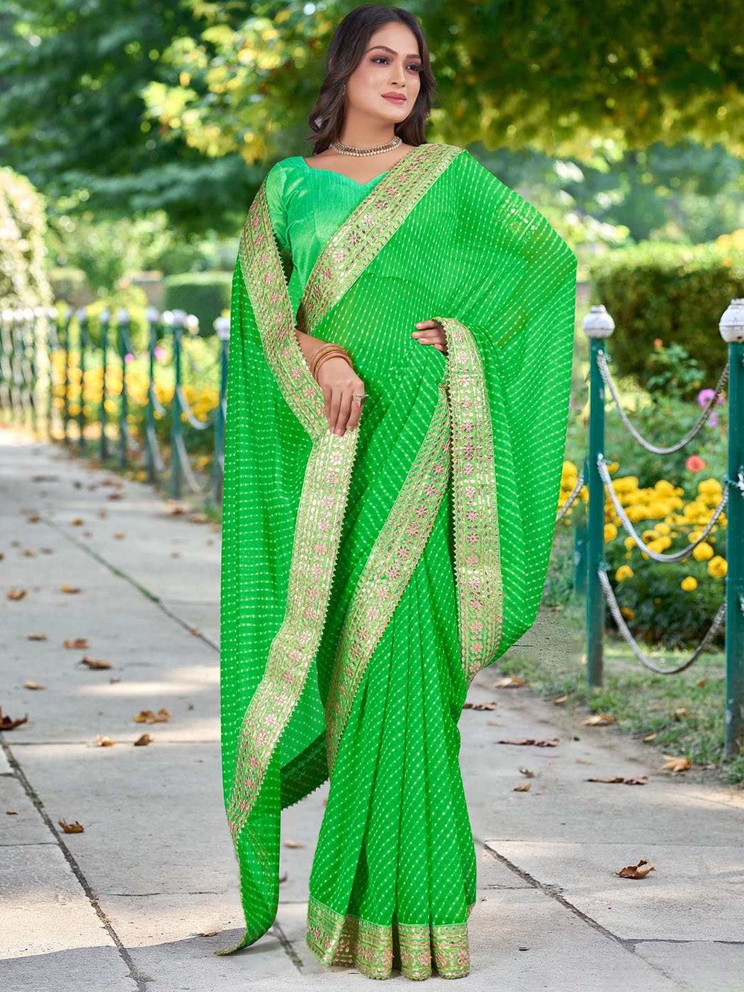 

Kalista Leheriya Gotta Patti Pure Georgette Bandhani Saree, Green