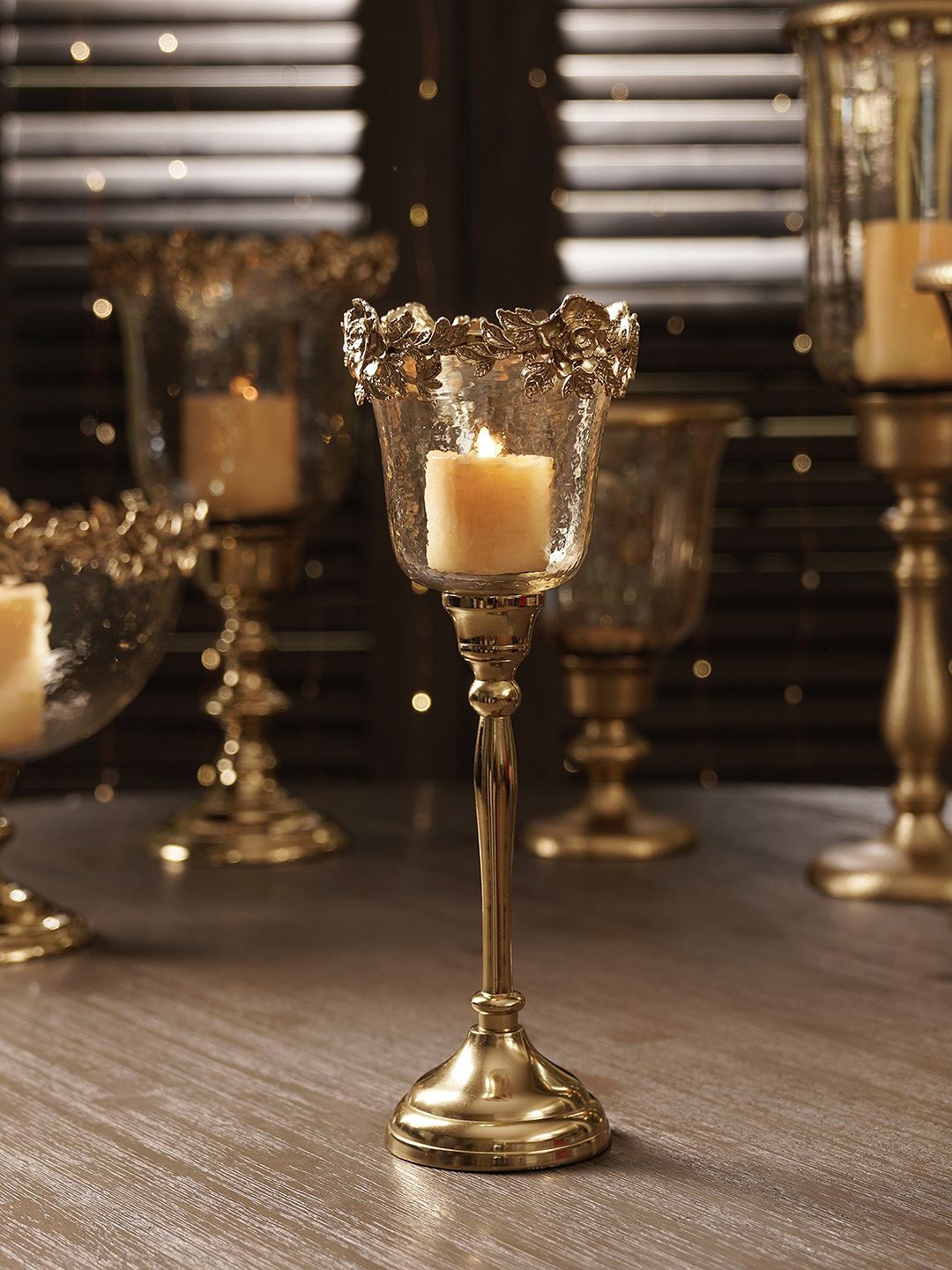 

Pure Home and Living Gold-Toned Textured Glass Candle Holder