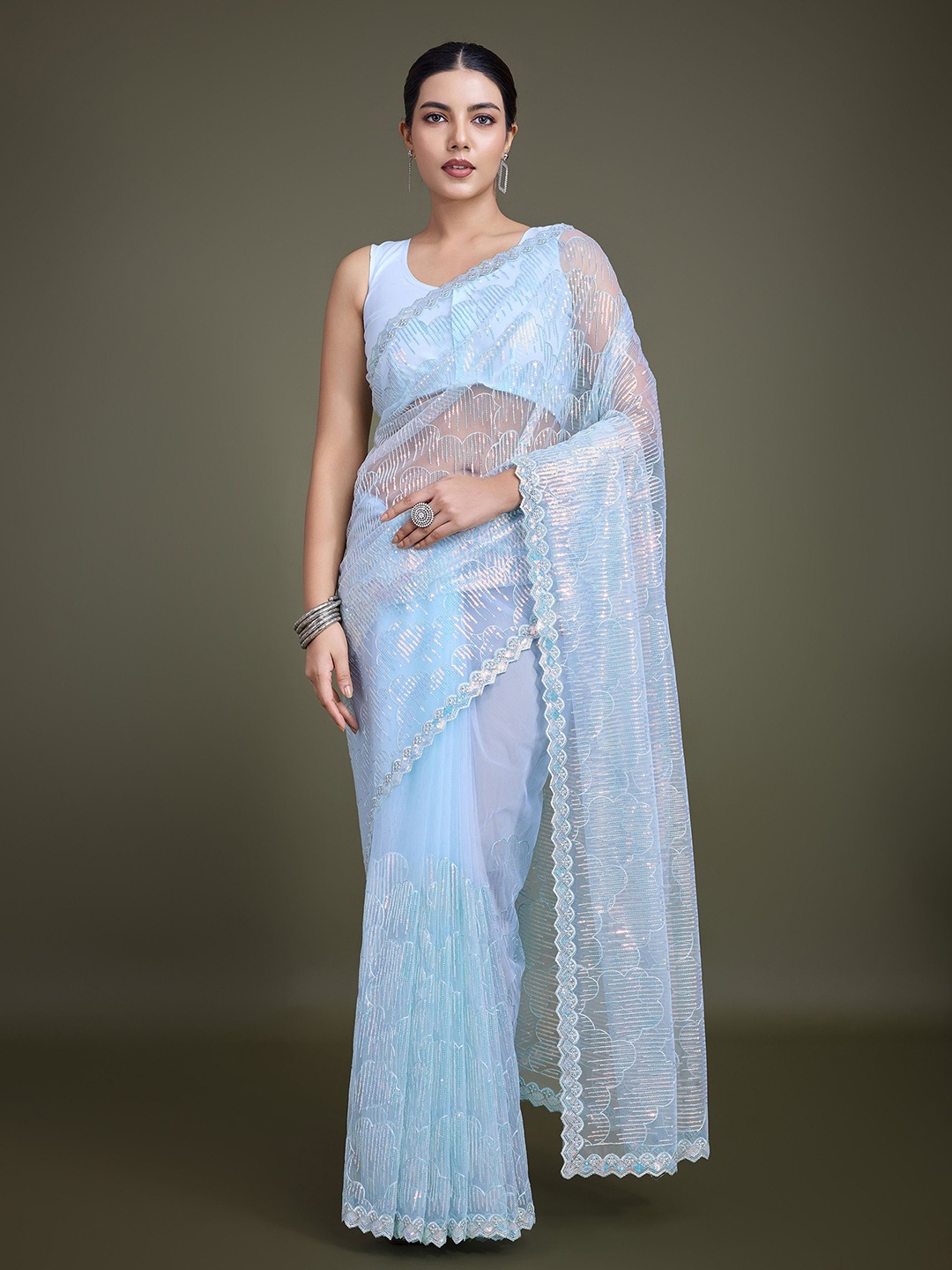 

MONJOLIKA FASHION Women Embellished Sequinned Net Saree, Blue