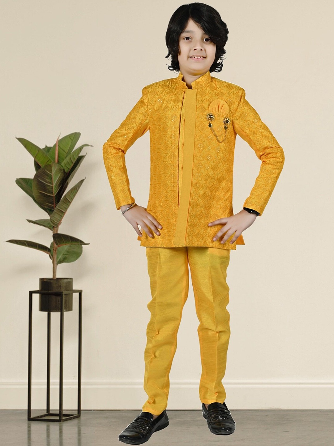 

BAESD Boys Self-Design Sherwani Set, Yellow