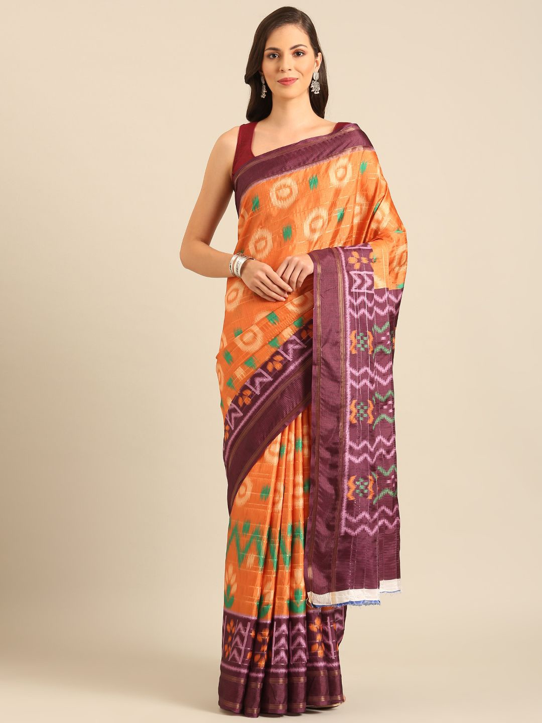 

Ishin Printed Ethnic Motifs Saree, Orange