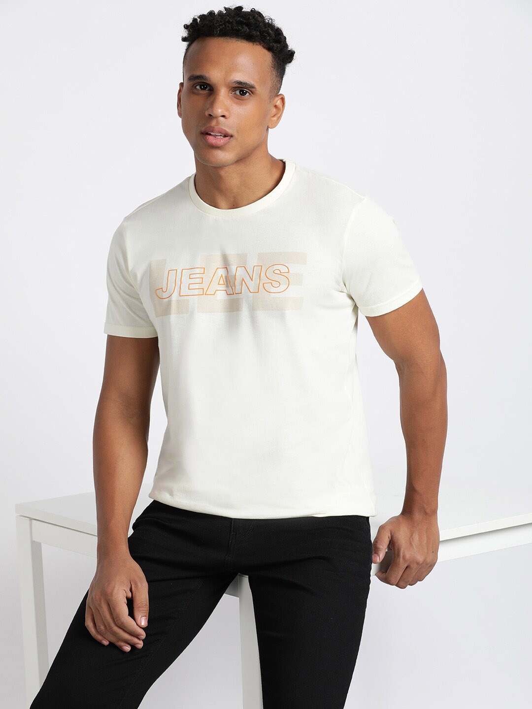 

Lee Typography Printed Short Sleeves Cotton Slim Fit T-shirt, White