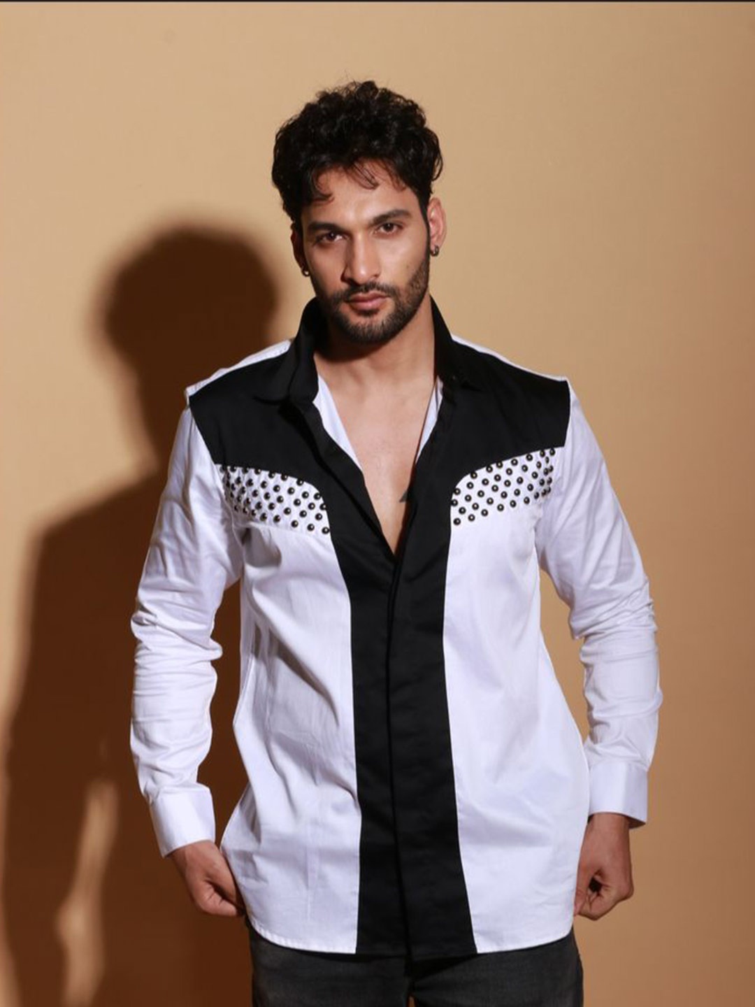 

ECHKE Men Custom Opaque Printed Casual Shirt, White