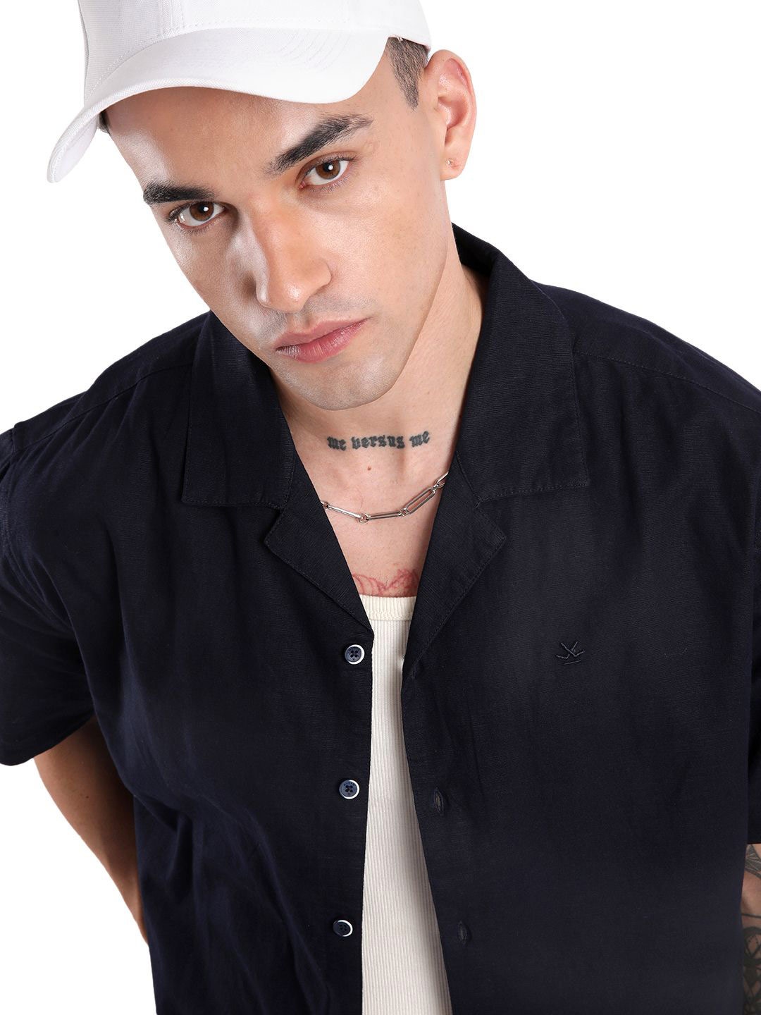 

WROGN Men Custom Opaque Printed Casual Shirt, Navy blue