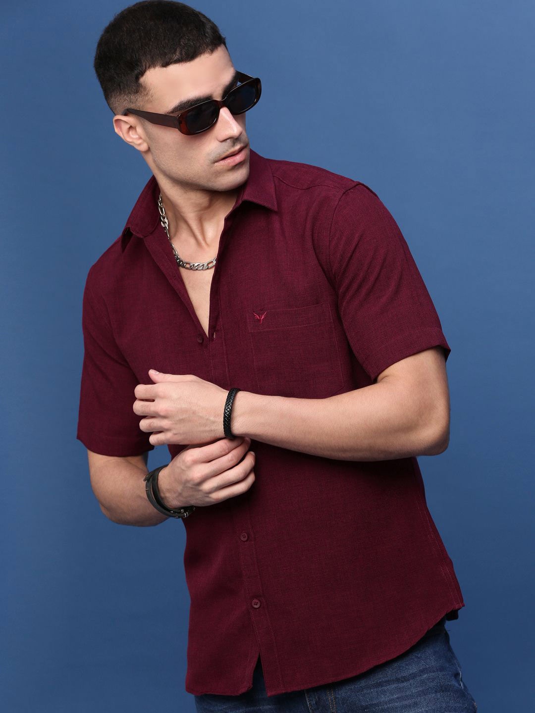 

SHOWOFF Men Standard Slim Fit Opaque Casual Shirt, Burgundy