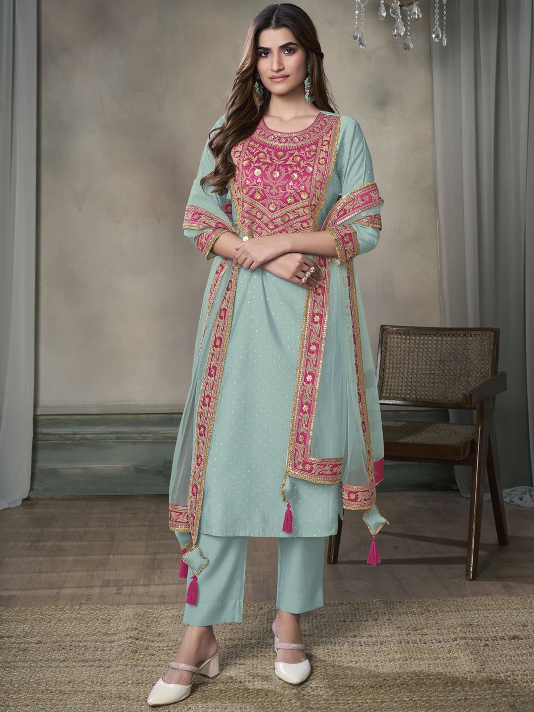 

Inddus Floral Embroidered Yoke Design Kurta With Dupatta, Sea green
