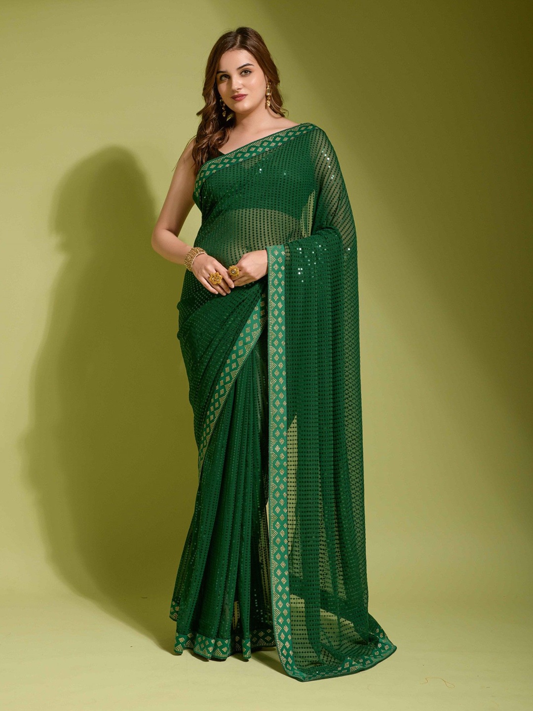 

Panzora Embellished Sequinned Saree, Green