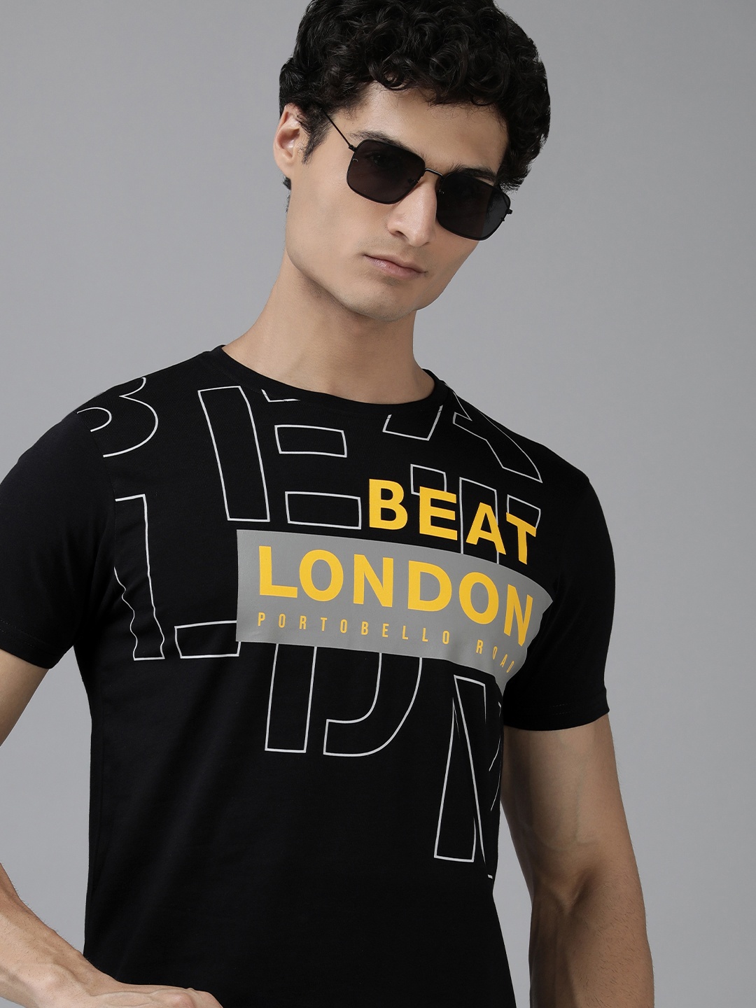 

BEAT LONDON by PEPE JEANS Men Pure Cotton Brand Logo Printed Slim Fit T-shirt, Black