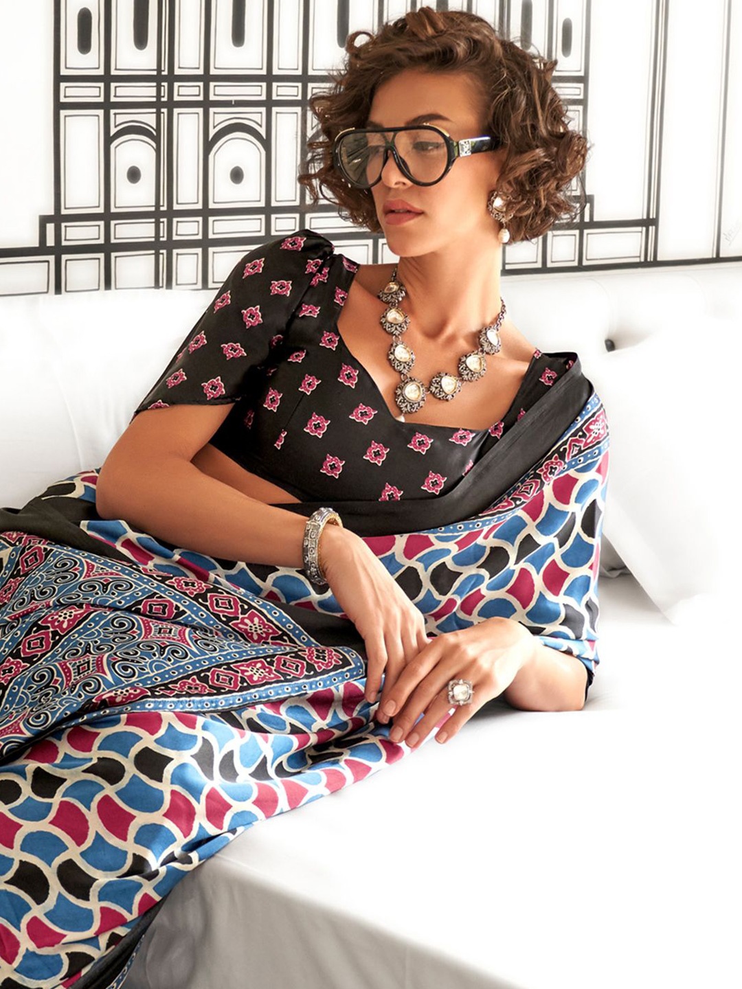 

Sangria Ethnic Motif Printed Sarees, Blue