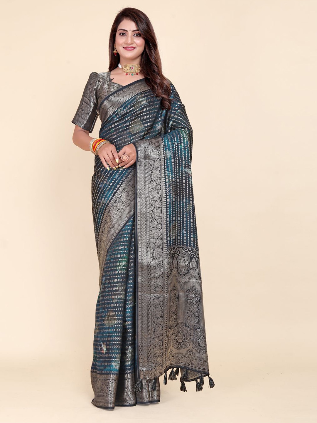 

ETHNIC TODAY Women Woven Design Saree With Zari Border, Blue