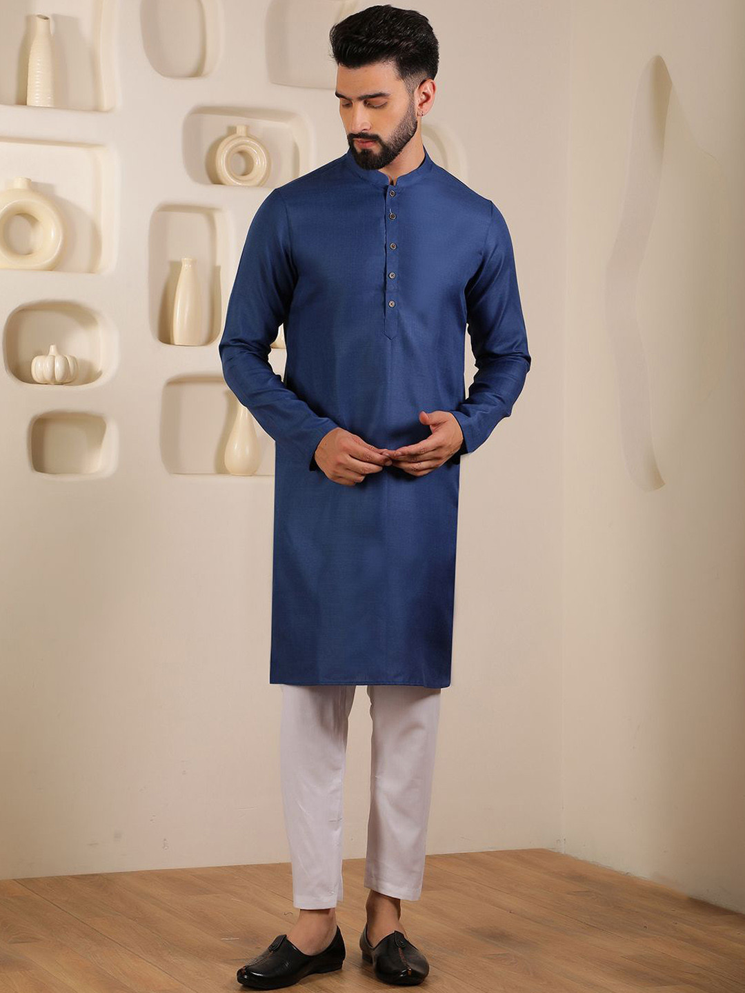 

Anouk Men Regular Kurta with Pyjamas, Navy blue